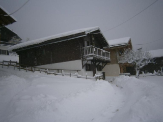 La marmotte joli chalet bois au centre station, 6/7 pers