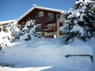 CHALET RESIDENCE APPARTEMENT AUX PIEDS DES PISTES