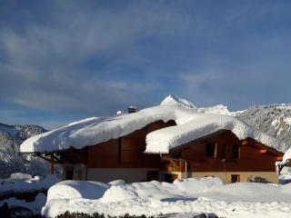 Le Wapiti chalet de charme,au pied des pistes, à 150m du coeur du village