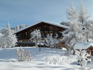 LA CROIX DES AMBAILLES - APPARTEMENT 5/6 PERS. AU PIED DES PISTES !