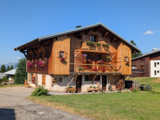 La Tanière